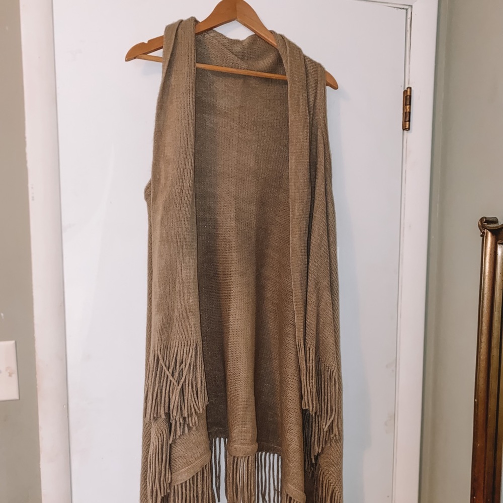 One size fringe cardigan/vest
